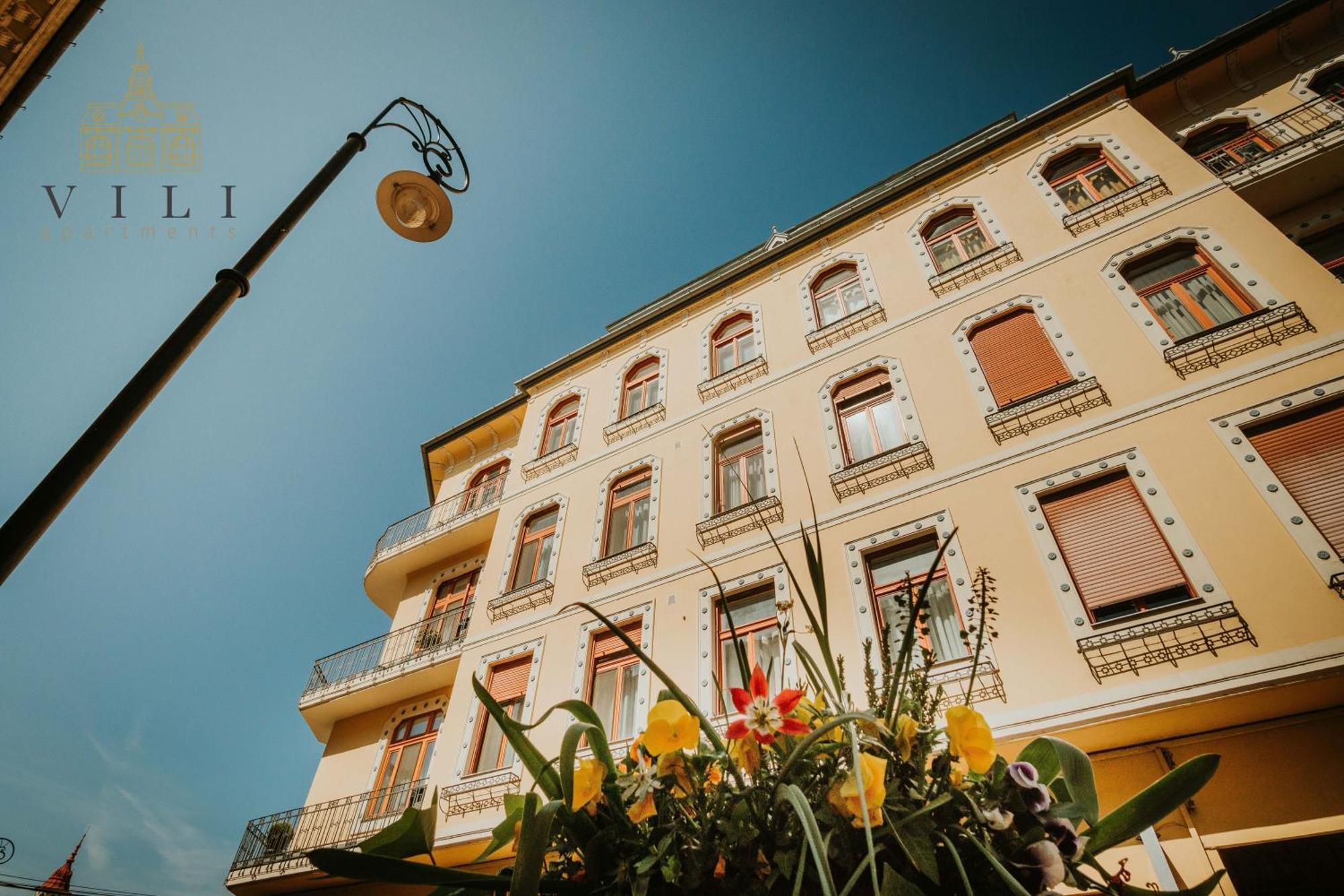 Vili Apartments Oradea Exteriér fotografie